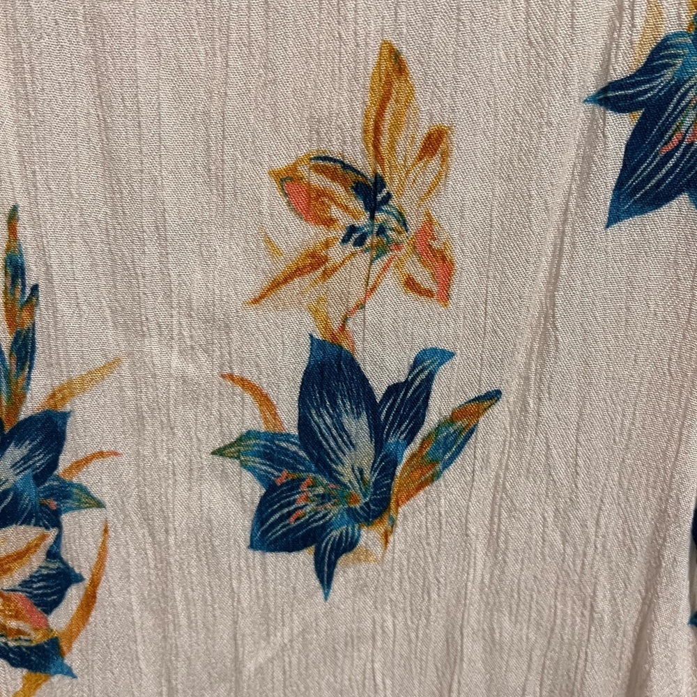 Darling Floral Sleeveless Mini Dress - Picture 3 of 7